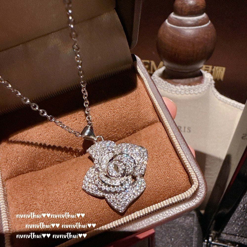 Fog Color Enchantress Camellia Gemstone Necklace Rich Charming Rose Zircon Earrings Bracelet Suit