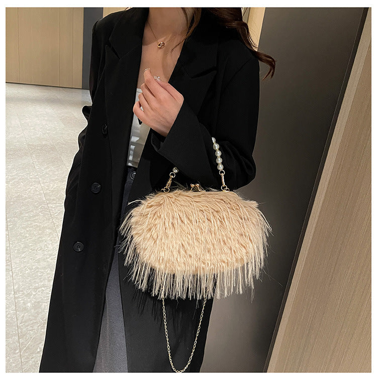 High-grade Versatile Niche Pearl Chain Furry Crossbody Shoulder