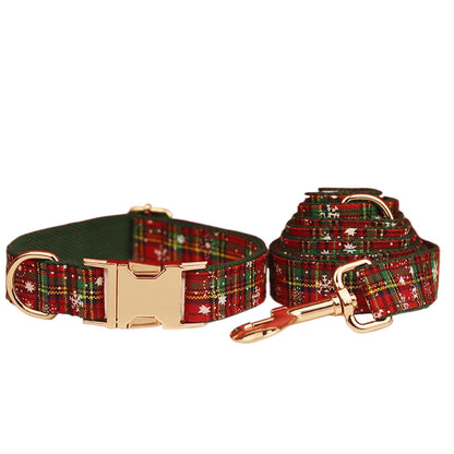 Green Background Snowflake Christmas Pet Collar