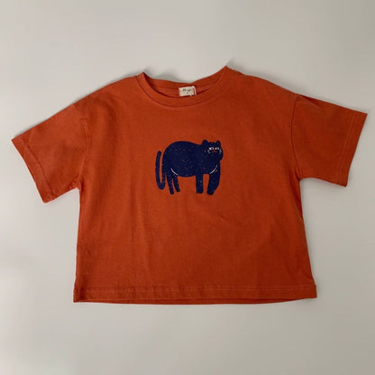 The Trendy Duo: New-Season Fashionable T-Shirt for Boys & Girls