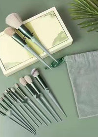 13 Green Boxed