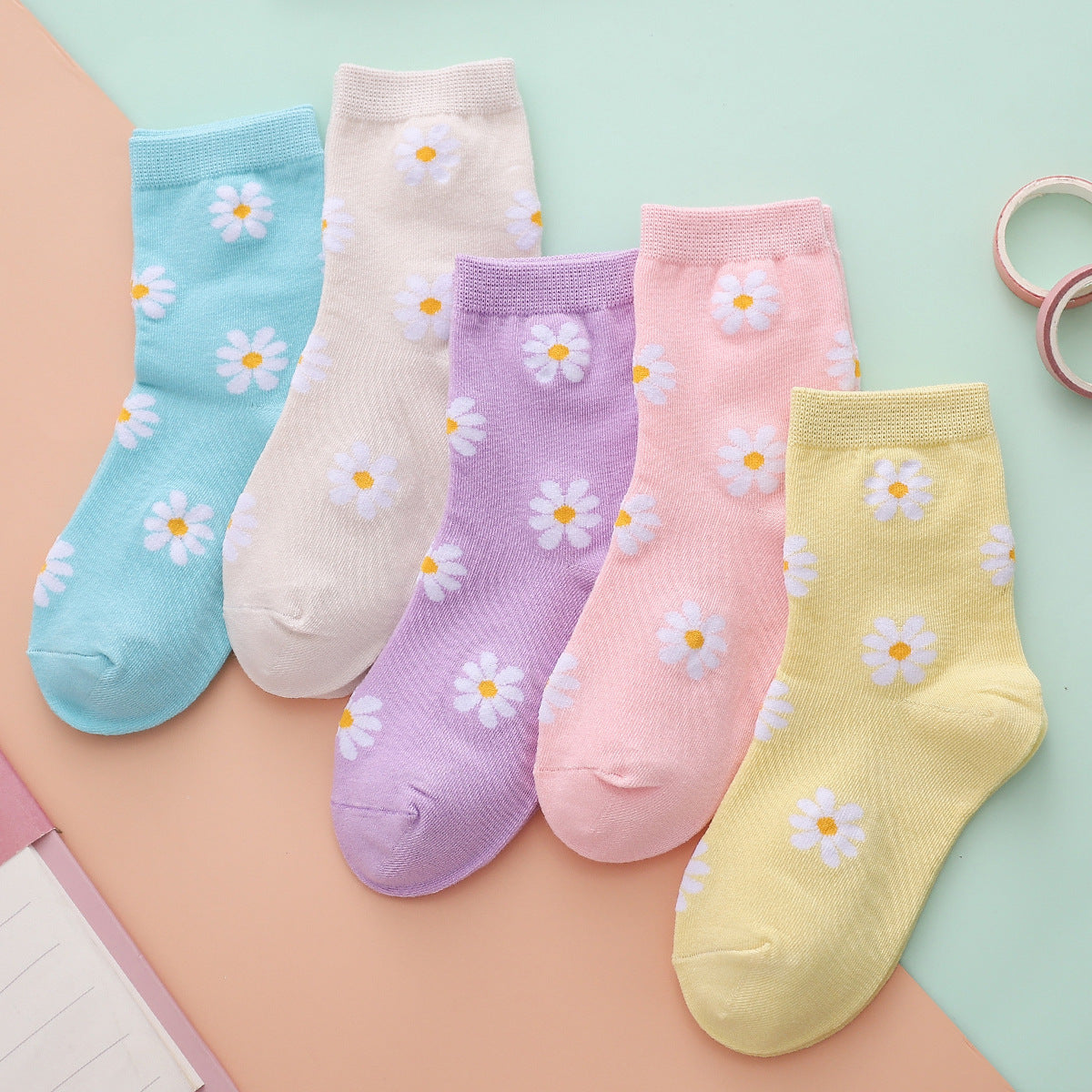 Spring And Summer Thin Cute Smiley Face Cotton Middle Tube Boys And Girls Fashion All-matching Socks