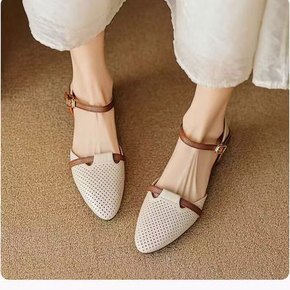 New Retro Chunky Heel Buckle With Closed Toe Stitching Hollowed Sandals Women