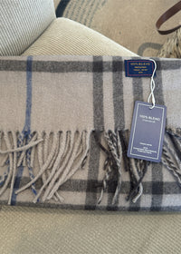 08 Blue And Gray Plaid