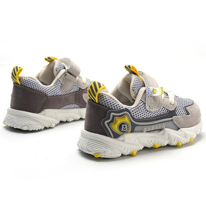 The Functional Maverick: New-Season Casual Functional Shoes