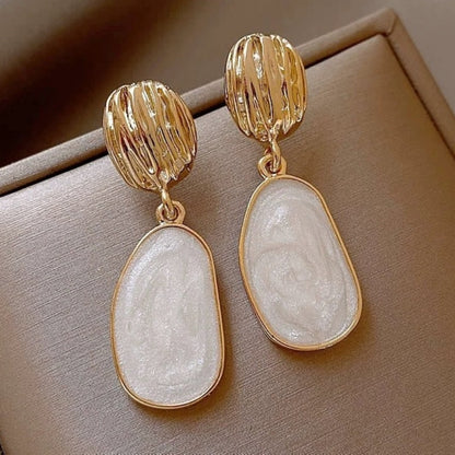 Minority Popular Online Celebrity Explosions Earrings