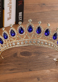 H032 Gold Blue Crown