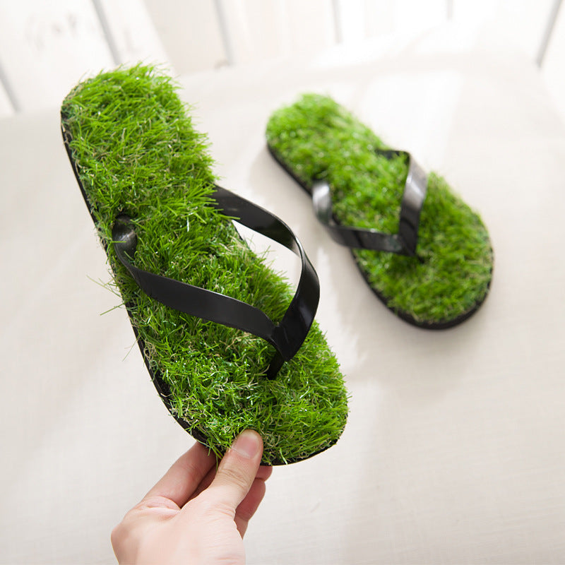 Couple's Artificial Grass Slippers Creative Turf Home Slippers Beach Slippers