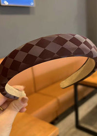 A11903 Brown