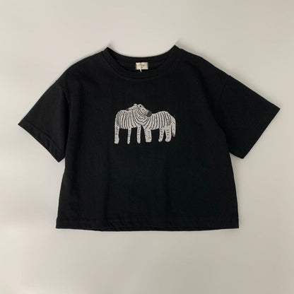 The Trendy Duo: New-Season Fashionable T-Shirt for Boys & Girls