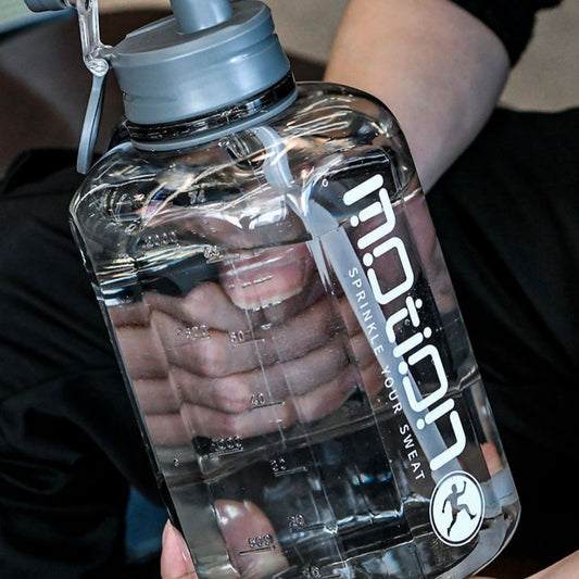 Titan Sports: Super Large-Capacity Drop-Resistant Fitness Bottle