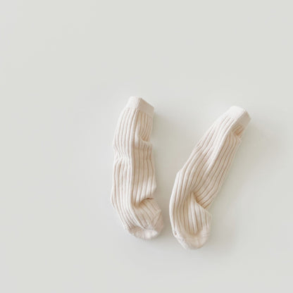 The Retro Seoul: Korean-Inspired Vintage Tube Socks