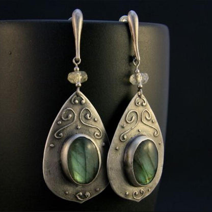 Artistic Retro Stylish Water Drop Emerald Earrings Eardrops