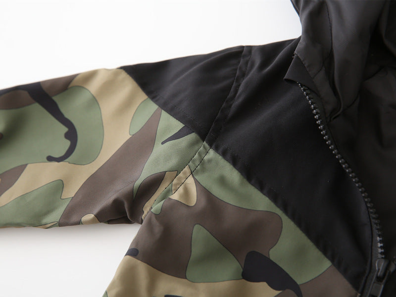 The Camo Light: Baby Thin Camouflage Color-Matching Jacket