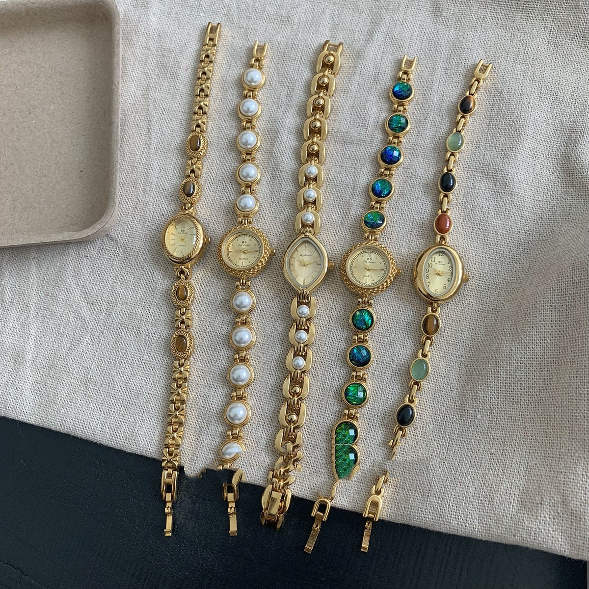 Niche Retro Women's Watch