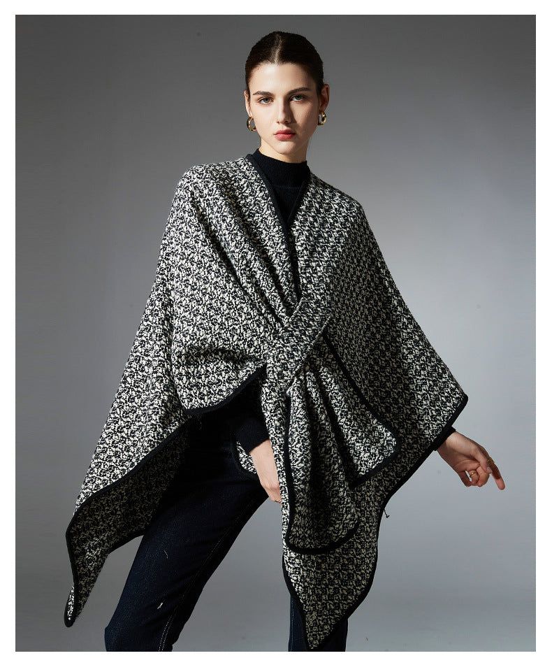 Women's Polange Wool Buckle Shawl