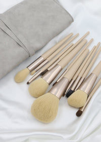 Morandi set brush to send gray