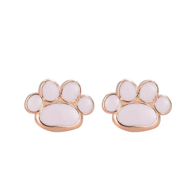 S925 Milk Gas Cat's Paw Ear Studs Simple