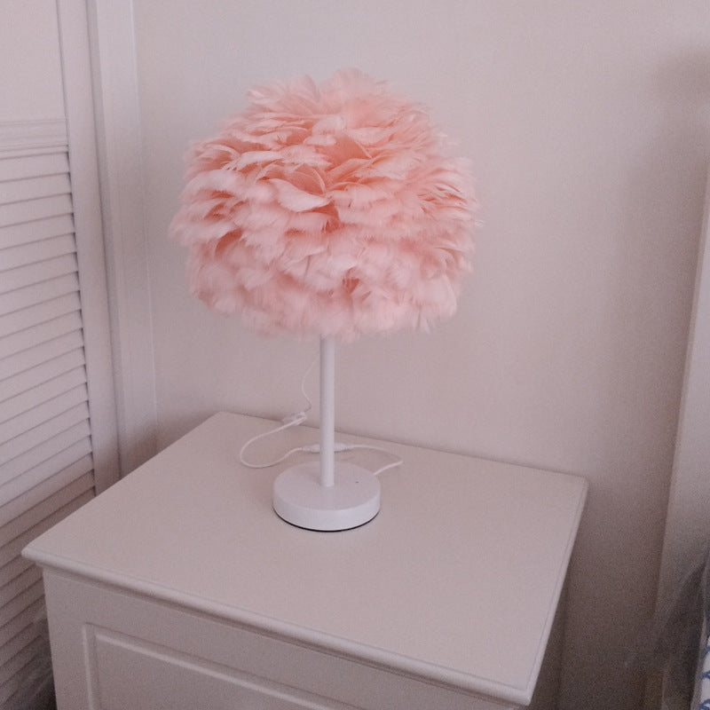 Bedroom Artistic Lamp Feather Table Lamp