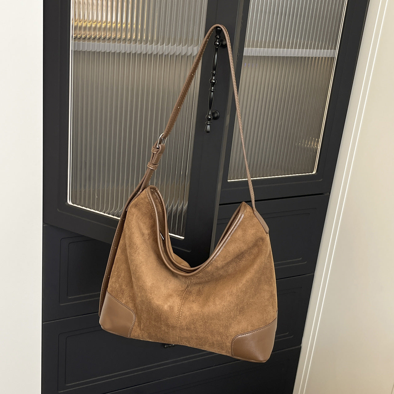 Women's Leather Large-capacity Suede Shoulder Crossbody