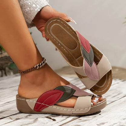 Summer New Color Matching Lightweight Outdoor Sandals Women