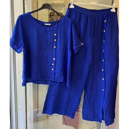 Women's Short Sleeved Top And Capris
