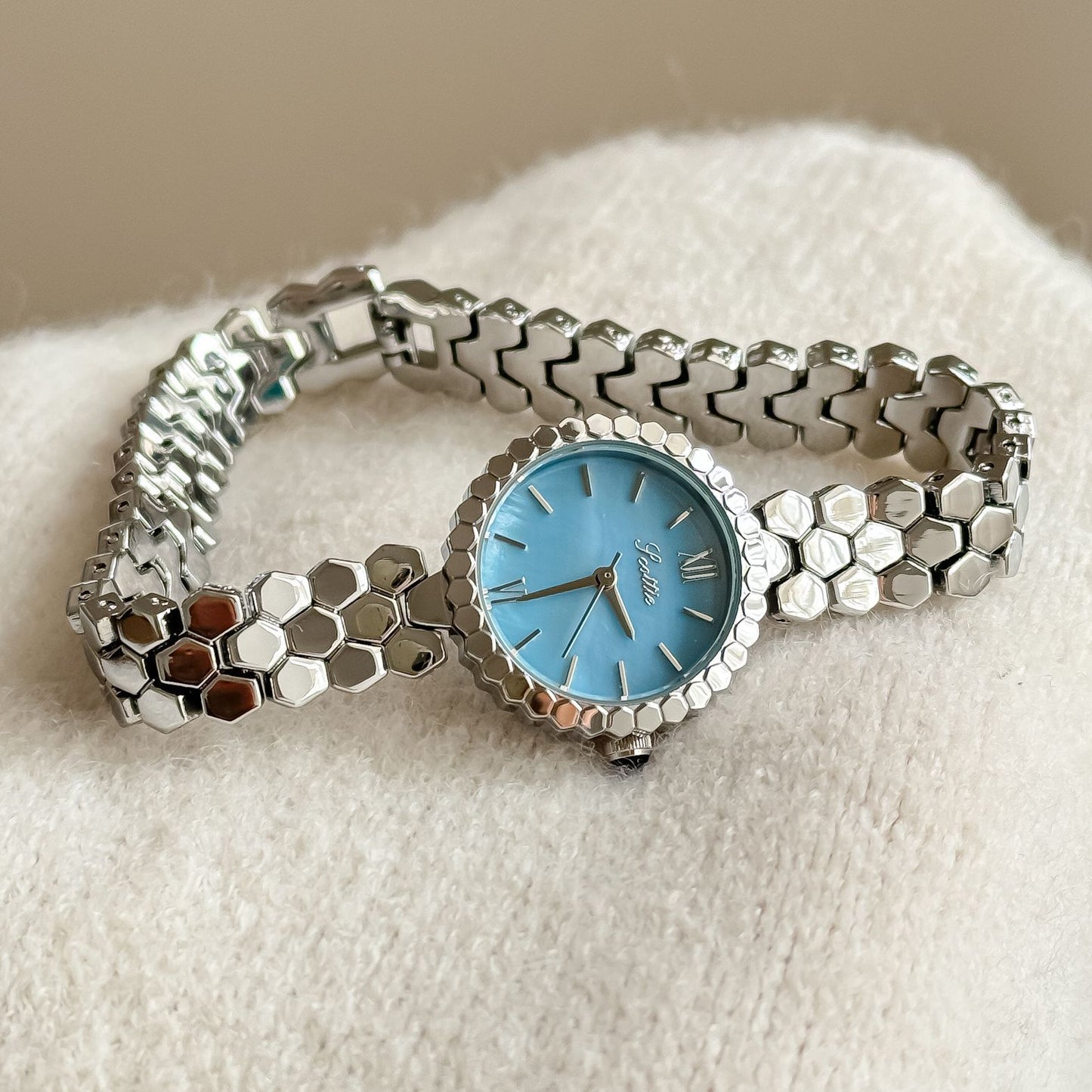 Fashion Quartz Rose Gold Small Watch