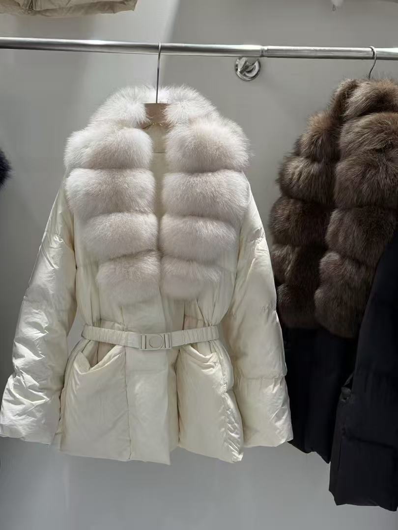 Waist Slimming Fox Fur Fur Women's Warm Coat