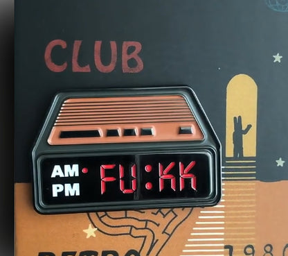 The Heritage Piece: Retro Fashion Electronic Brooch Timepiece